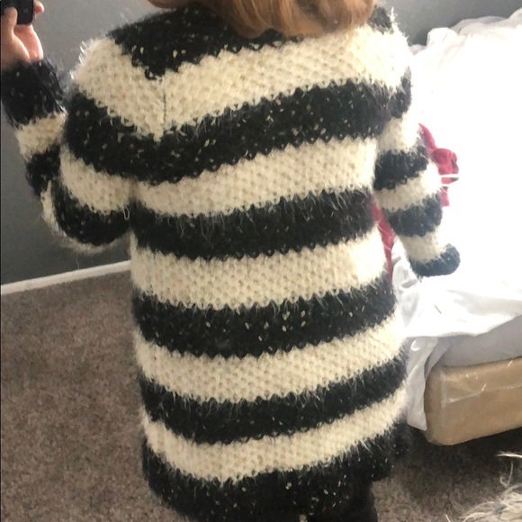 Cardigan - Picture 3 of 4